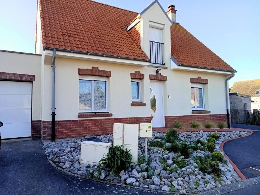 Soleil D'Opale Et Son Grand Jardin Villa Wimereux Exterior foto